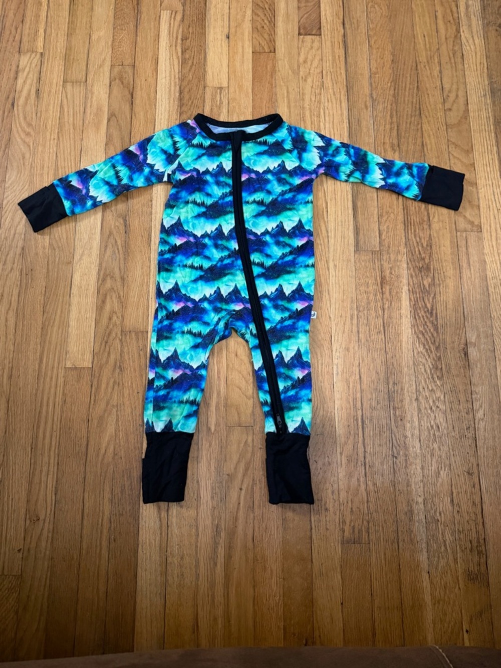 Day + Night Bamboo 3/6M Mountain print zippy
